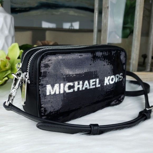 ‼️LIQUIDATION SALE‼️ NWT Michael Kors small Kenly xbody - Picture 2 of 11